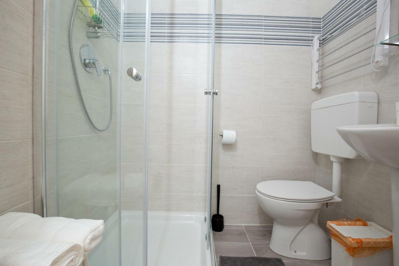 Rimini Youth Apartment Kültér fotó
